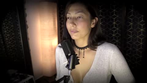 Jessica Gomez online show from April 2026 02:51:02 AM