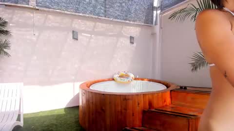 Jess online show from March 2026 01:38:01 PM