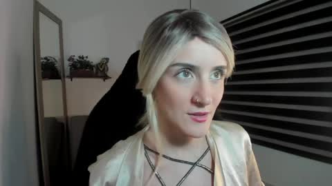 Snapshot of jessica_lisbon chatting on April 2026 02:08:01 PM Jessica online show from April 2026 02:08:01 PM