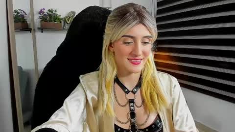 Snapshot of jessica_lisbon chatting on May 2026 09:01:02 PM Jessica online show from May 2026 09:01:02 PM