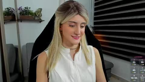 Snapshot of jessica_lisbon chatting on May 2026 06:04:02 PM Jessica online show from May 2026 06:04:02 PM