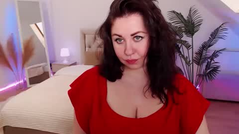 jessicaevanse online show from April 2026 07:42:02 AM
