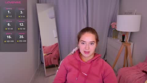 Jessi online show from April 2026 01:42:02 PM