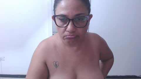 paola online show from April 2026 09:46:02 AM