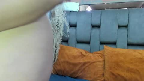 JESSY CORTES online show from April 2026 06:13:05 AM