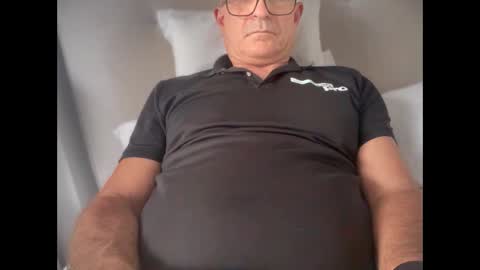 Jesuiscoquin online show from March 2026 05:44:01 AM