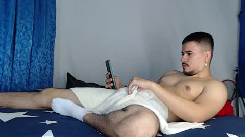 Snapshot of jeycob_happy97 chatting on June 2026 11:40:01 PM Juan David online show from June 2026 11:40:01 PM