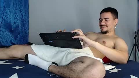 Snapshot of jeycob_happy97 chatting on June 2026 11:27:02 PM Juan David online show from June 2026 11:27:02 PM