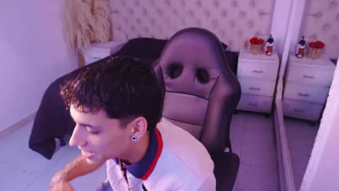 jhoanleandro online show from April 2026 06:38:01 AM