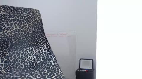 Jhon Tomson online show from April 2026 04:06:02 AM