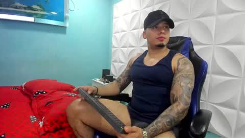 jhonsontatto online show from October 2025 08:05:02 PM