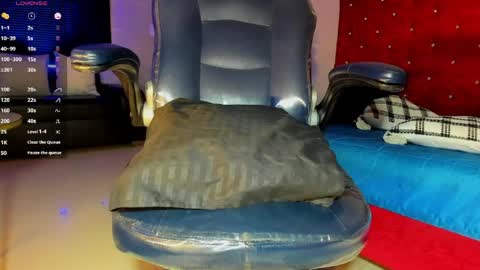 jhonymiller online show from April 2026 08:39:01 PM