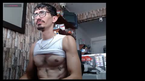 jhosuamoore2 online show from April 2026 07:07:02 PM