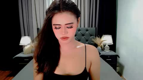 jhuliana_and_charles_room online show from April 2026 11:44:02 PM