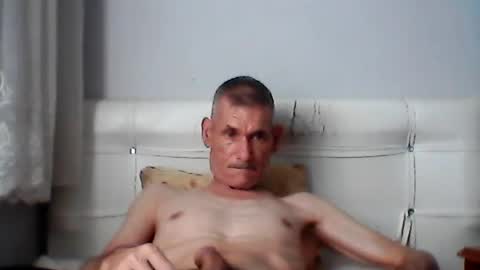 jigolo_golo35 online show from July 2026 01:17:01 PM