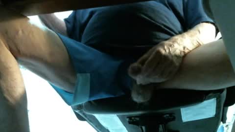 jimwellhung online show from April 2026 03:26:01 AM