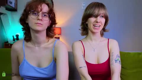 Hey Guys We are Julia ginger  Tina brunette online show from April 2026 07:01:02 PM