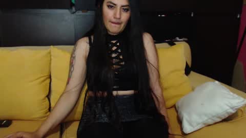 luuuuuuuuuu online show from December 2024 07:03:01 AM