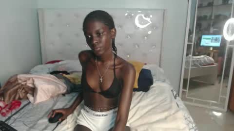 Snapshot of jjojoblackqueen chatting on May 2026 10:09:02 AM JOJO online show from May 2026 10:09:02 AM