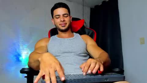 Snapshot of jmortton chatting on July 2026 08:51:02 AM IGJmortton online show from July 2026 08:51:02 AM