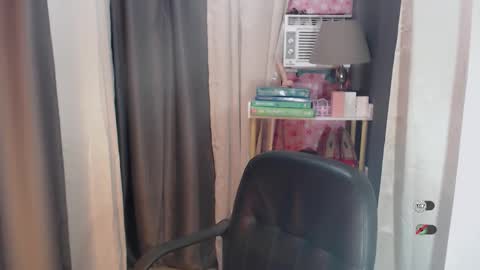 Joana online show from April 2026 09:59:02 PM