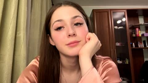 Adel online show from April 2026 06:39:01 PM