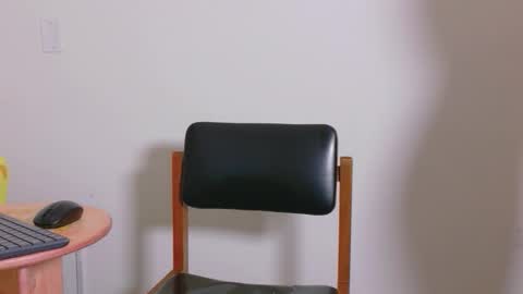 Jhulia online show from November 2025 10:33:02 PM