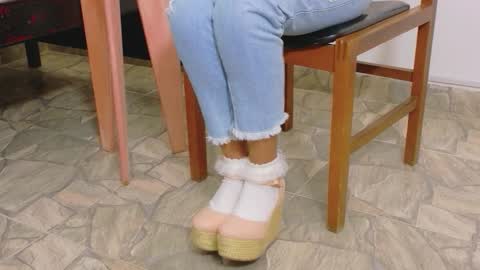 Jhulia online show from November 2025 04:31:02 PM