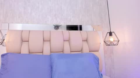 Johan  online show from September 2025 11:47:02 AM