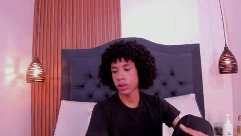 Johan  online show from April 2026 12:39:01 PM