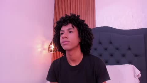 Snapshot of johan_gz_ chatting on June 2026 11:35:01 AM Johan online show from June 2026 11:35:01 AM