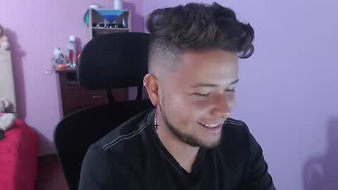 Snapshot of johanleonsweetboy chatting on July 2026 11:08:02 PM JOHAN independient model online show from July 2026 11:08:02 PM