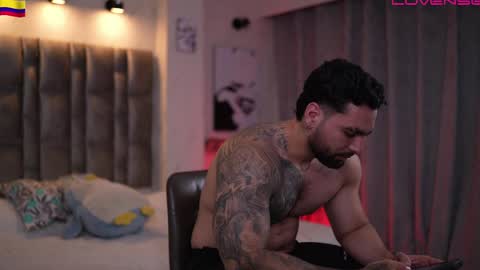 john online show from April 2026 03:00:02 AM