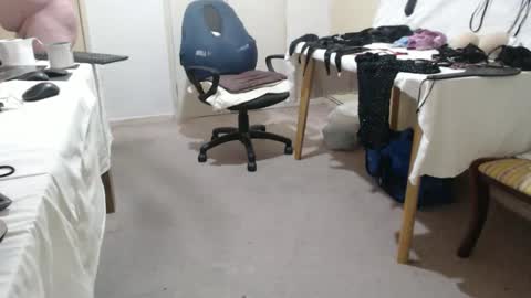 Snapshot of john_little_one chatting on February 2026 06:59:02 PM JOHN online show from February 2026 06:59:02 PM