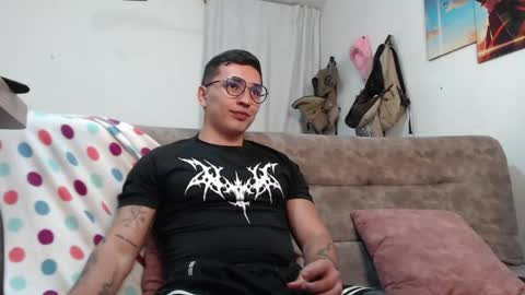Snapshot of john_s117 chatting on July 2026 08:41:01 PM JOHN online show from July 2026 08:41:01 PM