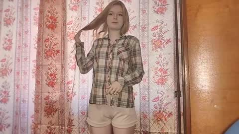 Snapshot of johnettebrackbill chatting on March 2026 07:09:02 AM SofiaOweenss online show from March 2026 07:09:02 AM