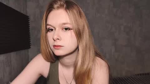 Snapshot of johnettebrackbill chatting on March 2026 07:31:01 AM SofiaOweenss online show from March 2026 07:31:01 AM