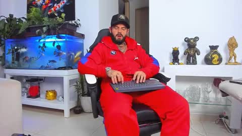 JOHNNY online show from January 2026 01:41:02 AM