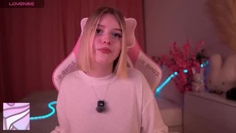 Paula online show from March 2026 01:11:02 AM