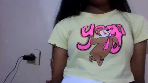 joliekah27 online show from December 2025 12:11:02 PM