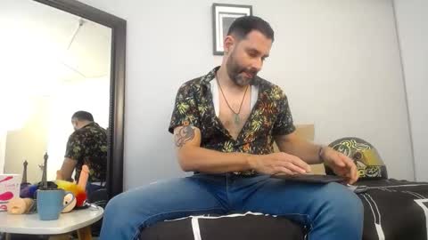  JONAS BEARD  online show from November 2025 07:37:01 PM