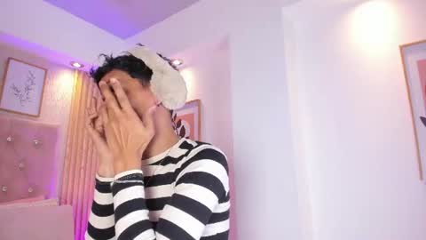 Jonas  online show from July 2026 04:42:02 AM