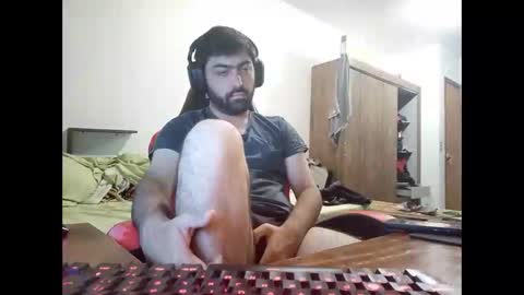 jonasf2525 online show from December 2025 04:22:01 AM