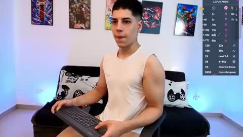 Instagram jonathanfit14 online show from June 2026 09:35:02 PM