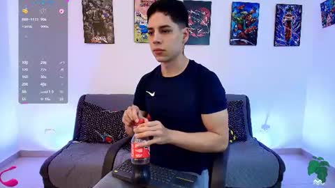 Instagram jonathanfit14 online show from July 2026 01:18:01 PM