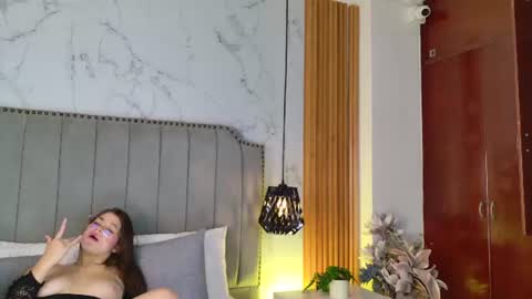 melani gomez online show from June 2026 01:58:02 PM