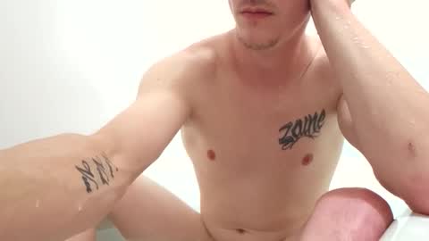 Snapshot of jonk8857 chatting on May 2026 01:00:02 AM Sexy69Leo1 online show from May 2026 01:00:02 AM