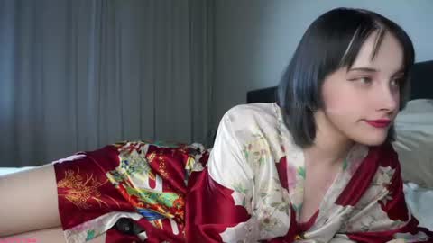 Snapshot of jonnienita chatting on July 2026 01:28:01 PM Alice online show from July 2026 01:28:01 PM