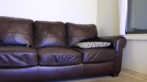 Snapshot of jonny4u_xxx chatting on October 2025 10:59:01 AM John online show from October 2025 10:59:01 AM