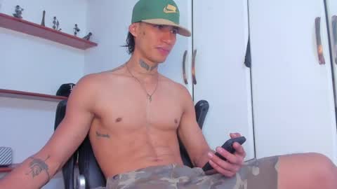 Ryder Jon online show from May 2026 12:51:01 AM